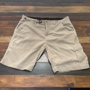 Prana Breathe Zion Mens Cargo Shorts Size 40 Khaki Hiking Outdoor RN124977